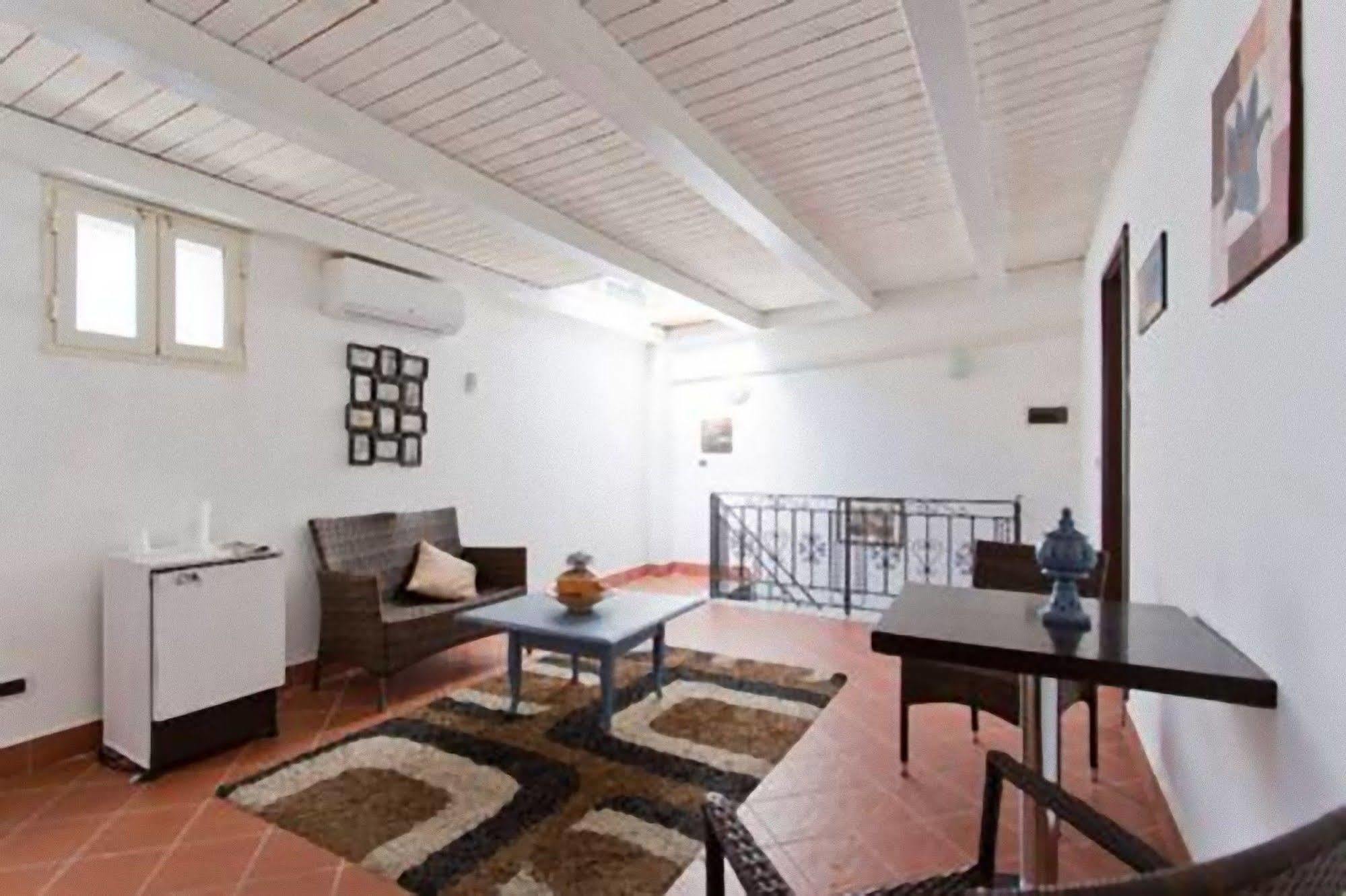 B&B Teatro Politeama House Zoe gialla Palermo Esterno foto